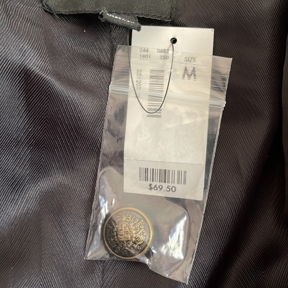 The limited black vest - Picture 8 of 10